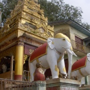 09_Mount Popa (18)